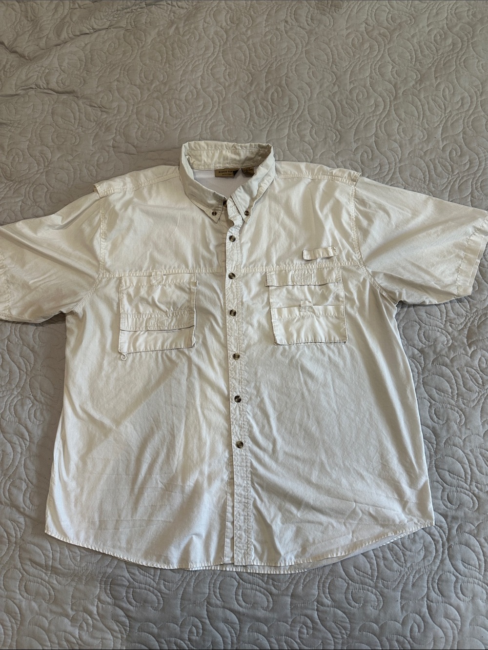 Casual Short-Sleeve Button-Down Shirt in White/Cream- Size XXL